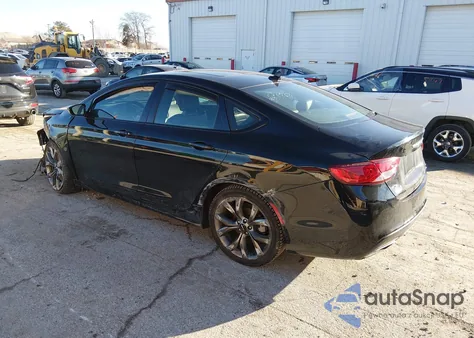 2016 Chrysler 200 S z USA, uszkodzony, nr VIN 1C3CCCBB0GN104879